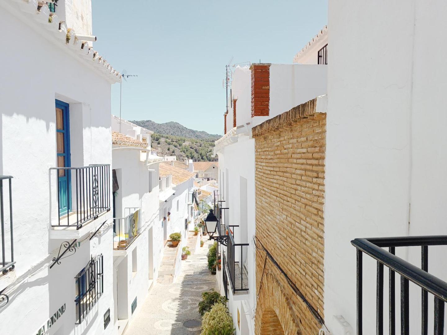Las Pizarrillas: Tu Hogar En Este Blanco Pueblo Frigiliana Exterior photo