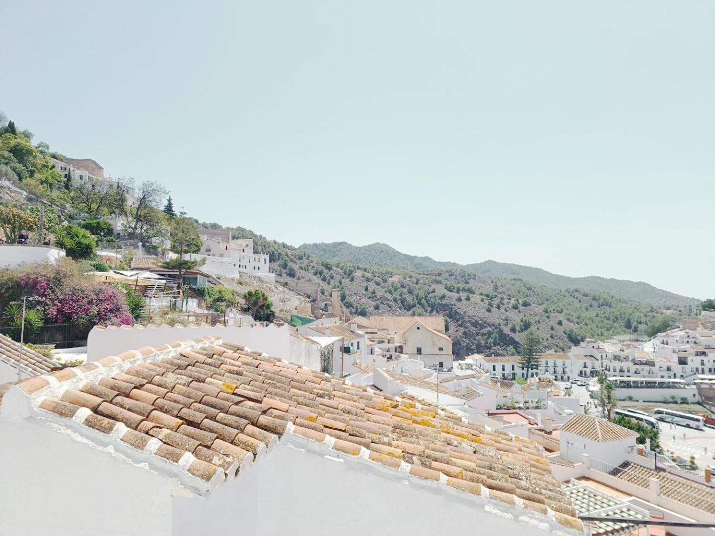 Las Pizarrillas: Tu Hogar En Este Blanco Pueblo Frigiliana Exterior photo